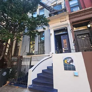https://macaw-guest-house.us-newyorkcity.com